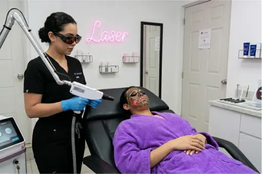 Hollywood Peel — Carbon Laser Peel facial